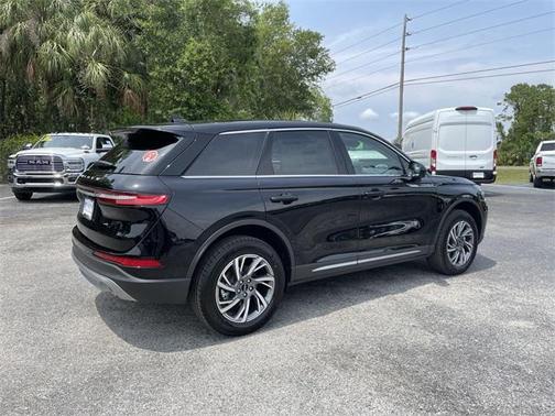 2025 Lincoln Corsair Premiere