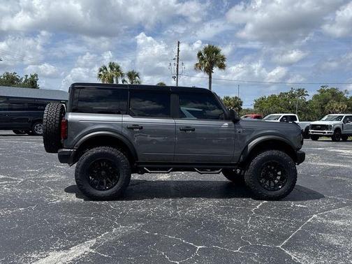 Carbonized Gray Metallic 2026 Ford Bronco Big Bend