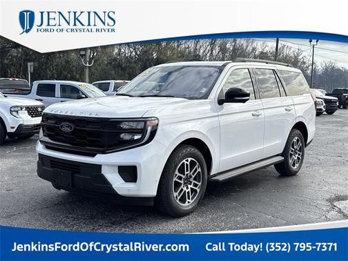 2025 Ford Expedition Active