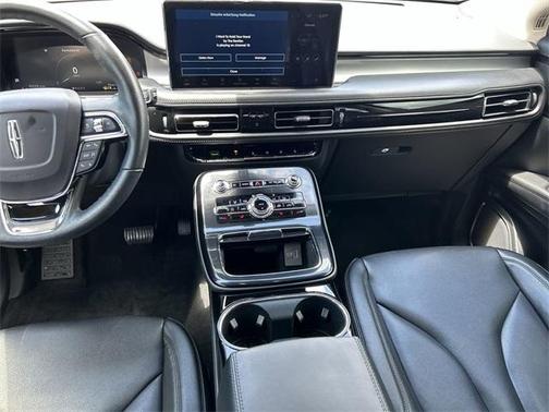 2022 Lincoln Nautilus Standard