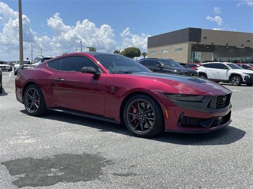 2025 Ford Mustang Dark Horse