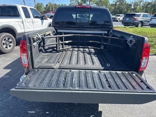 2015 Nissan Frontier SV