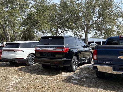 2018 Lincoln Navigator Select