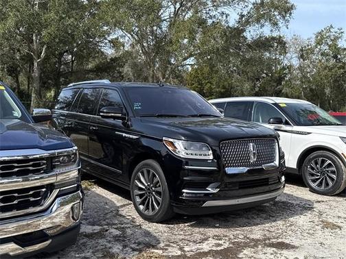 2018 Lincoln Navigator Select