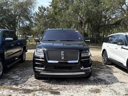 2018 Lincoln Navigator Select