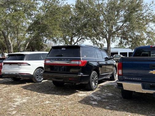 2018 Lincoln Navigator Select