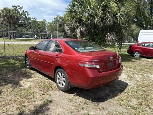 2011 Toyota Camry LE