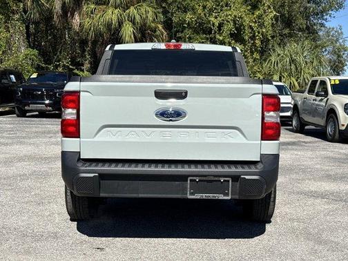 2024 Ford Maverick XL