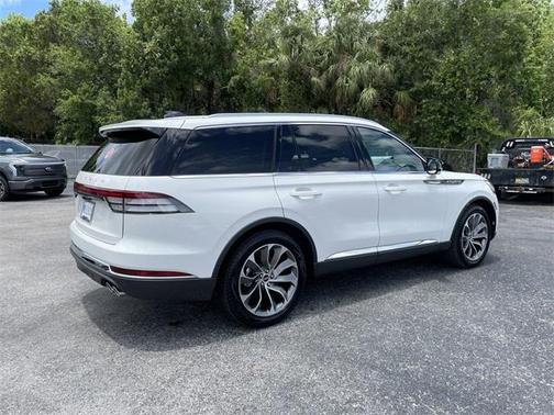 2025 Lincoln Aviator Premiere