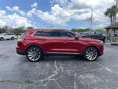 2020 Lincoln Nautilus Reserve