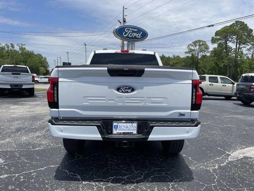 2025 Ford F-150 Lightning XLT