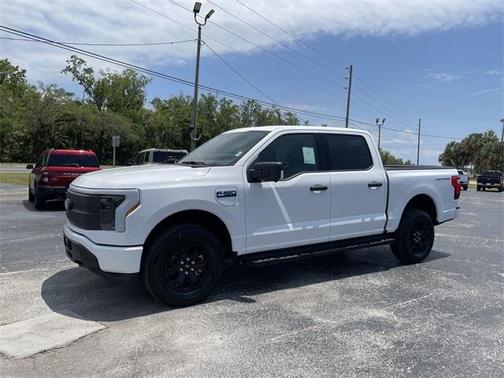 2025 Ford F-150 Lightning XLT