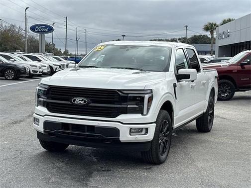 2025 Ford F-150 Platinum