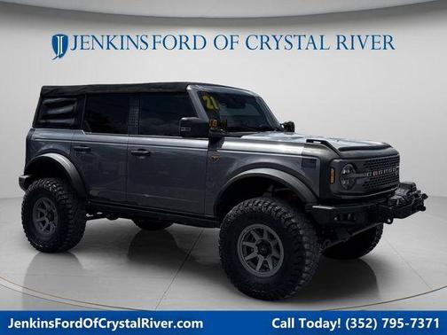 Carbonized Gray Metallic 2021 Ford Bronco Badlands