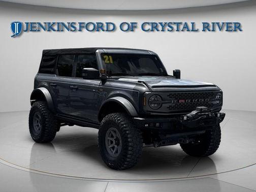 Carbonized Gray Metallic 2021 Ford Bronco Badlands