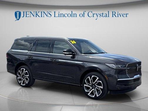 Starlight 2026 Lincoln Navigator Reserve