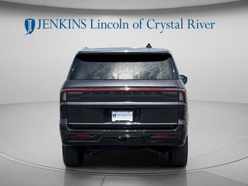 Starlight 2026 Lincoln Navigator Reserve