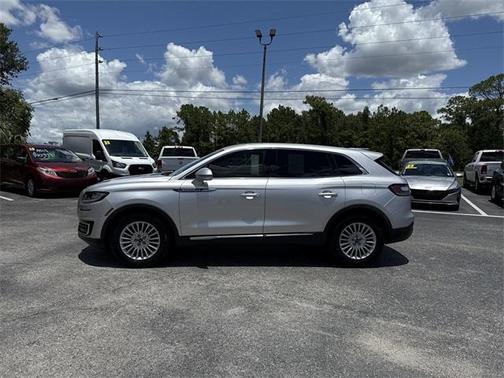 2019 Lincoln Nautilus Standard