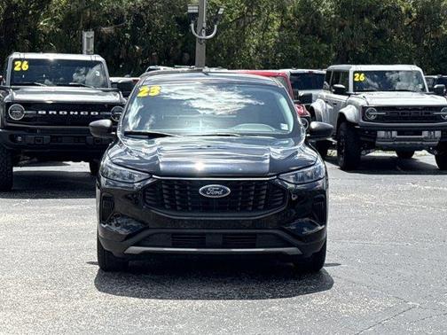 Agate Black Metallic 2023 Ford Escape Active