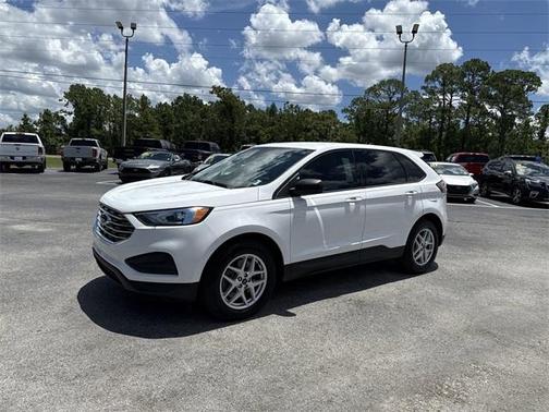 2021 Ford Edge SE