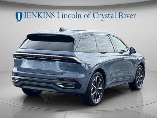 Whisper White 2026 Lincoln Nautilus Reserve