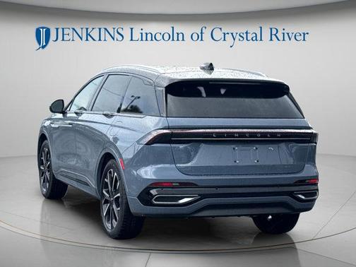 Whisper White 2026 Lincoln Nautilus Reserve