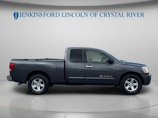 Smoke 2006 Nissan Titan SE King Cab