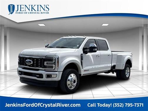 2023 Ford F-450 Platinum