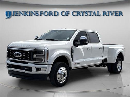 2023 Ford F-450 Platinum