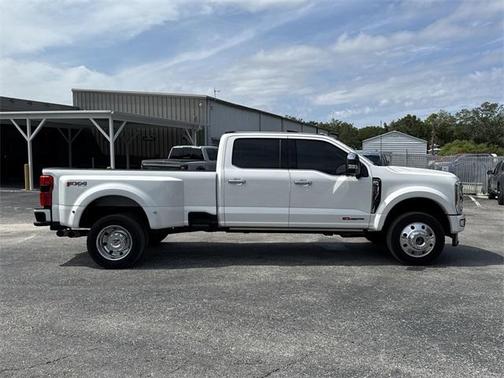 2023 Ford F-450 Platinum