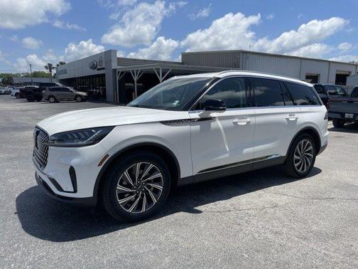 2025 Lincoln Aviator Premiere