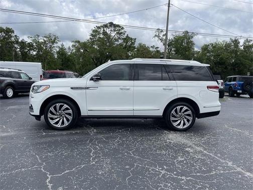 2022 Lincoln Navigator Reserve