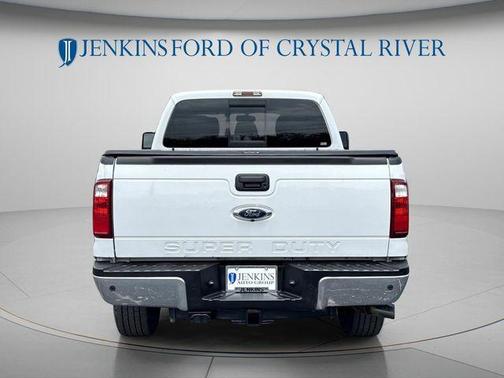 Oxford White 2016 Ford F-250 XLT