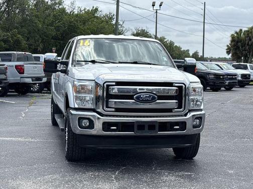 Oxford White 2016 Ford F-250 XLT