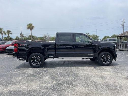 2025 Ford F-250 Platinum