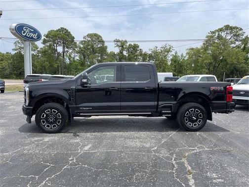 2025 Ford F-250 Platinum