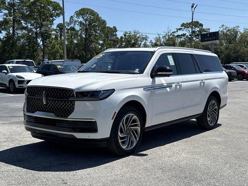 2025 Lincoln Navigator L Reserve