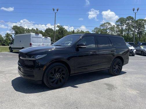 2025 Lincoln Navigator Reserve