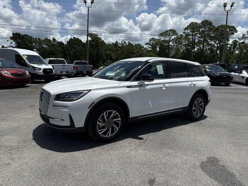 2025 Lincoln Corsair Premiere