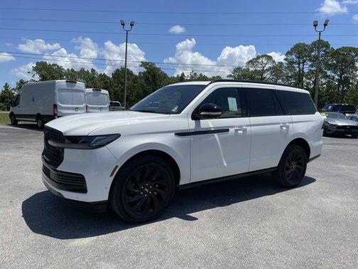 2025 Lincoln Navigator Reserve