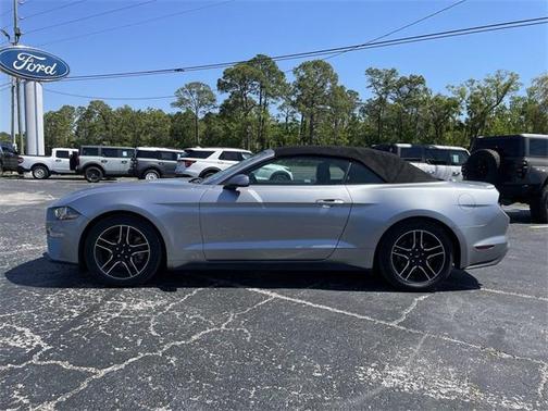2022 Ford Mustang EcoBoost Premium