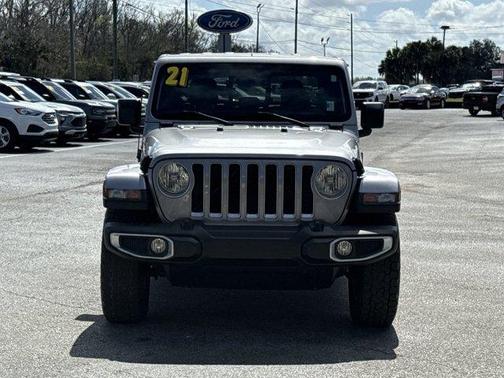 2021 Jeep Gladiator Overland