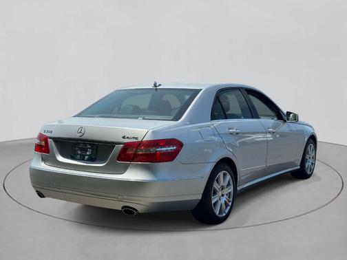 Iridium Silver Metallic 2013 Mercedes-Benz E-Class E 350 4MATIC