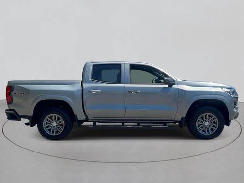 Sterling Gray Metallic 2026 Chevrolet Colorado LT