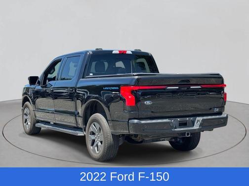 2022 Ford F-150 Lightning LARIAT