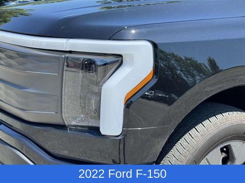 2022 Ford F-150 Lightning LARIAT