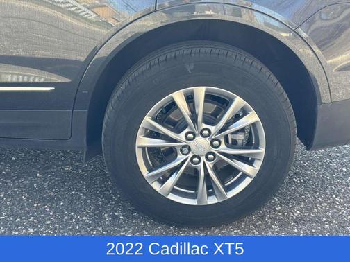 2022 Cadillac XT5 Premium Luxury