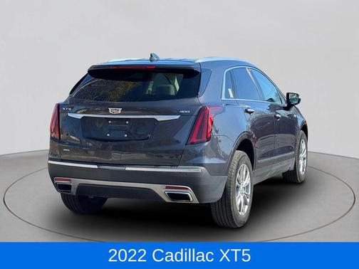 2022 Cadillac XT5 Premium Luxury
