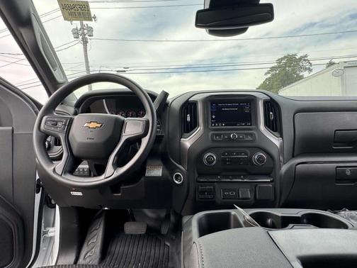2025 Chevrolet Silverado 3500 WT