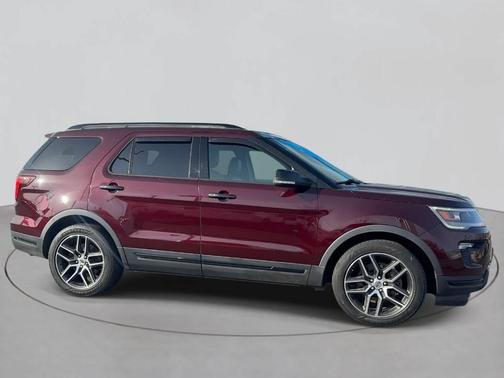2019 Ford Explorer sport